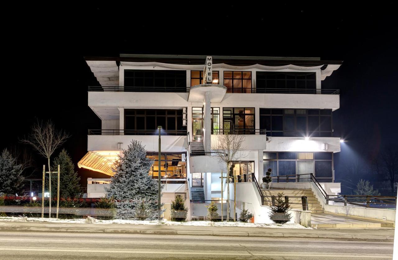 Hotel Le Pont 프리제도르 외부 사진
